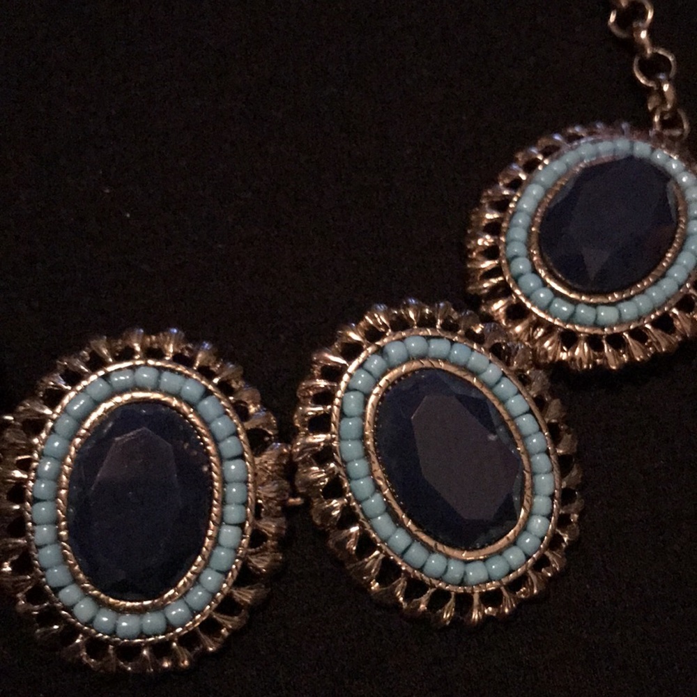 Necklace - Picture 2 of 2